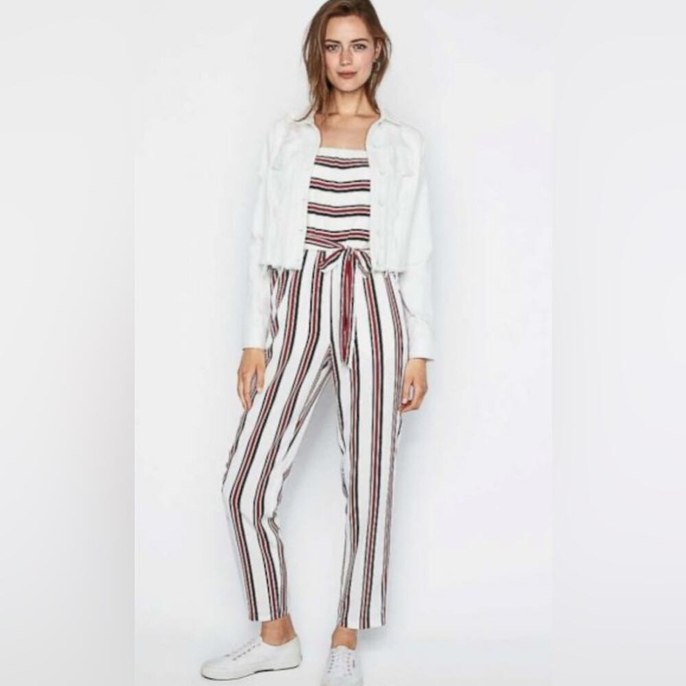 EUC EXPRESS WHITE STRIPED STRAPLESS TAPERED LEG JUMPSUIT WITH TIE SASH SZ XS
